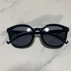 AZUL BY MOUSSY サングラス ブラック　専用ケース付きのサムネイル