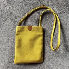 と*し様 box21 牛革ショルダーバック　イエローのサムネイル