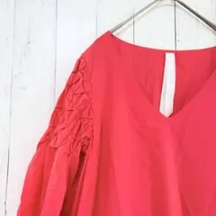 マーレット 赤 XS スモッキング刺繍 ロングワンピ ティアード ボリューム袖のサムネイル