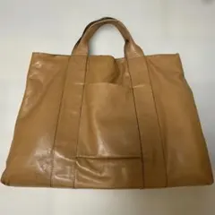 A4サイズ可能　革製ハンドバッグ