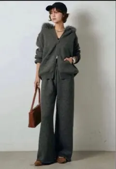 【美品＊試着のみ】ファー付きセットアップ esica同型 サイズFree