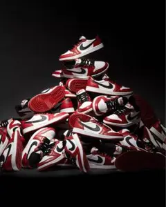 Nike Air Jordan 1 Low Chicago