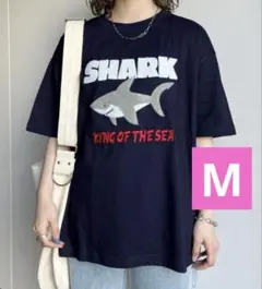 試着のみ　CPCM シャークTシャツ　ネイビー　Mのサムネイル