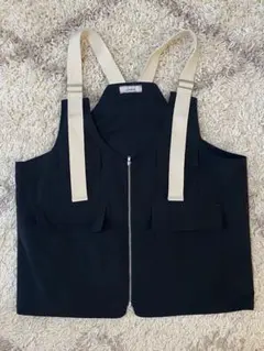 ブラックベスト ジッパー付き