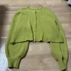 ライムグリーン