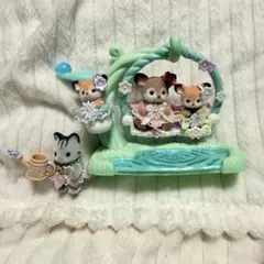 シルバニアファミリー シカの赤ちゃん　水辺のなかよしブランコセット