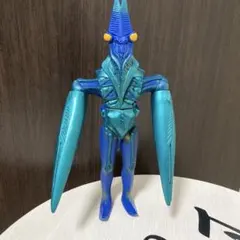 サイコバルタン星人 ソフビ - メルカリ