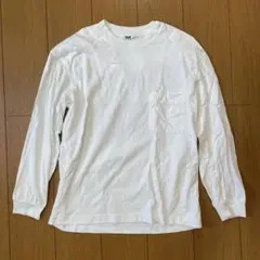 ユニクロU ポケット付き　長袖シャツのサムネイル
