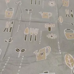 緑　チェック柄