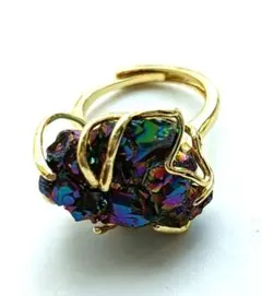 専用ページご購入出来ません　開運絵画　❀レインボードゥルージー結晶リング❀