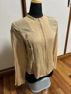 ノーカラージャケット ベージュ