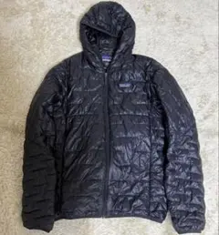 patagonia ブラック ダウンジャケット フード付き
