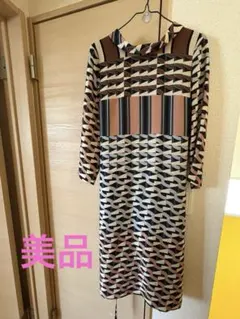 美品 TRANS WORK 幾何学模様 ワンピース 38サイズ