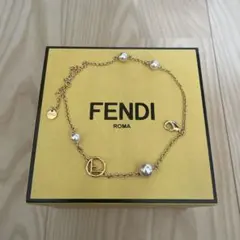 エフイズフェンディ FENDI ゴールドカラーメタルブレスレットのサムネイル