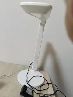 ぱらきさん専用Panasonic SQ-LD527 LEDデスクライト