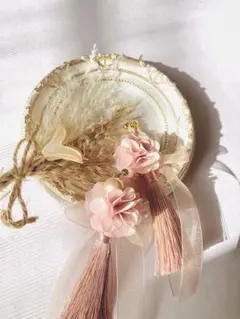 オーガンジーとタッセルのイヤリング