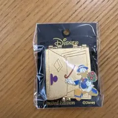 Disney ドナルドダック ピンバッジ 1959年作品 - メルカリ