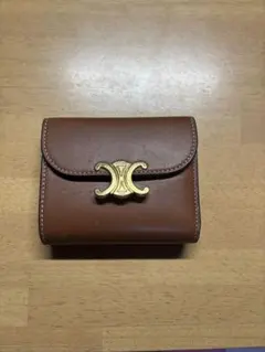 CELINE トリオンフ 三つ折り財布のサムネイル