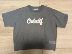 SIMPLICITE グレー クルーネック Tシャツ ロゴ入りのサムネイル
