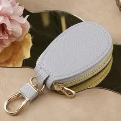 未使用品　レザー調スマートキーケース カラビナフック付 グレーカラー