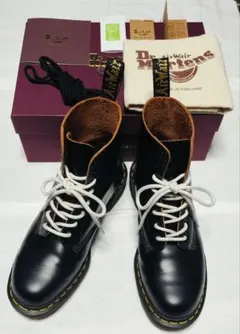 【値下げ】MIE 1460 8ホール UK9 ブラック イングランド製 USED