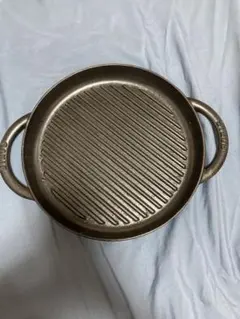 STAUB 鋳鉄 グリルパン 26cm シリコンカバー付き - メルカリ
