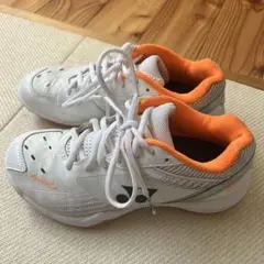 YONEX バドミントンシューズ SHB-65 ホワイト/オレンジ24センチ