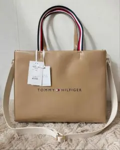 トミーヒルフィガー ベージュ ショルダーバッグ 合成皮革 タグ付き新品