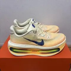NIKE Vomero premium ボメロ　プレミアム ランニングシューズのサムネイル
