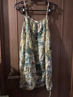 CINEMA CLUB 花柄キャミソール Mサイズのサムネイル