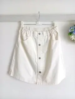 期間限定セール　ユニクロ　デニムミニスコート　ホワイト