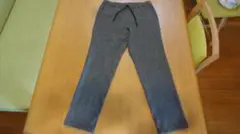 グレー スラックス