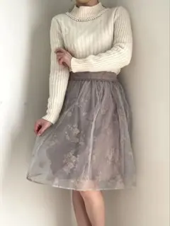 【Doux archives】花柄刺繍チュール膝丈フレアスカート