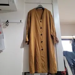 マスタード色 Vネック 長袖シャツワンピース