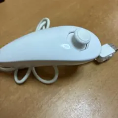 【匿名　送料無料】449-21家庭用ゲーム機　任天堂Wiiヌンチャク　ホワイト