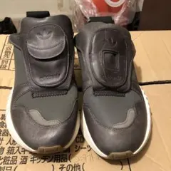 adidasフューチャーペーサー グレーのサムネイル