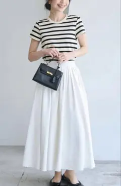 basement online 撥水タックフレアスカート