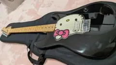 最終値下げFender Hello Kitty 2005 エレキギター【超美品】 - メルカリ