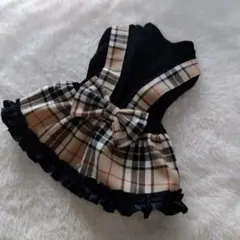 犬服黒ニットサスペンダータータンチェックワンピース