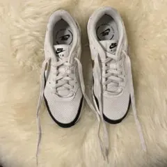 Nike エア スニーカー ホワイト/ブラック/ゴールド