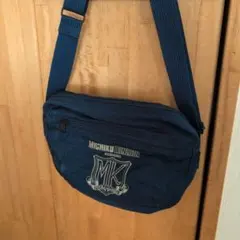 Item thumbnail for item 7ce18f3a-7cb0-43a7-a153-c697d8e7ef3e