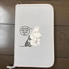 ムーミン刺繍マルチケース