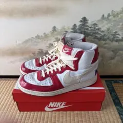 NIKE ターミネーター　レッド/ホワイト