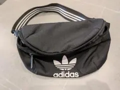 adidas ボディバッグ ブラック