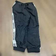 adidas ズボン　130センチ
