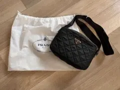 PRADA キルティング ショルダーバッグ ブラックのサムネイル