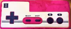 新品 ニンテンドーミュージアム クッション ファミコン コントローラー