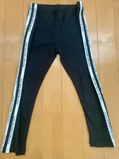 Item thumbnail for item 07655945-f56c-419c-83b1-78daa1d0438b