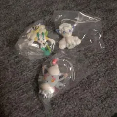 ポケモン ぺたんこマスコット ガチャ ゾロア ロコン フラエッテ