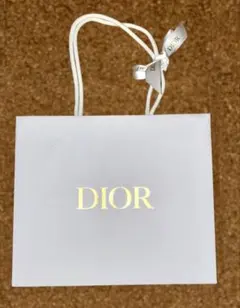 Dior ショップ袋 リボン付きのサムネイル